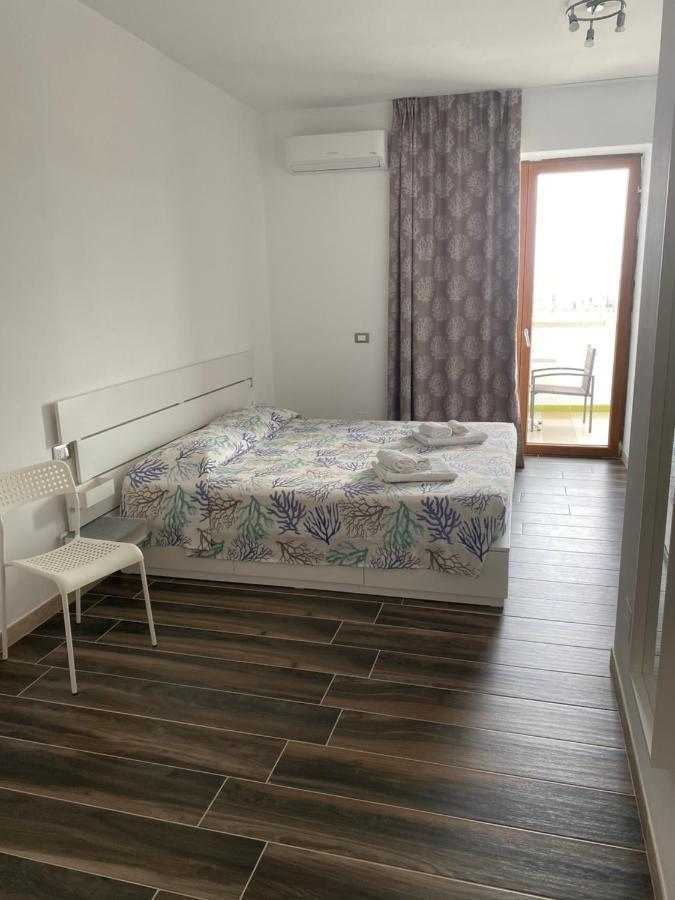 Manfredi Sea Room Vieste Exterior photo